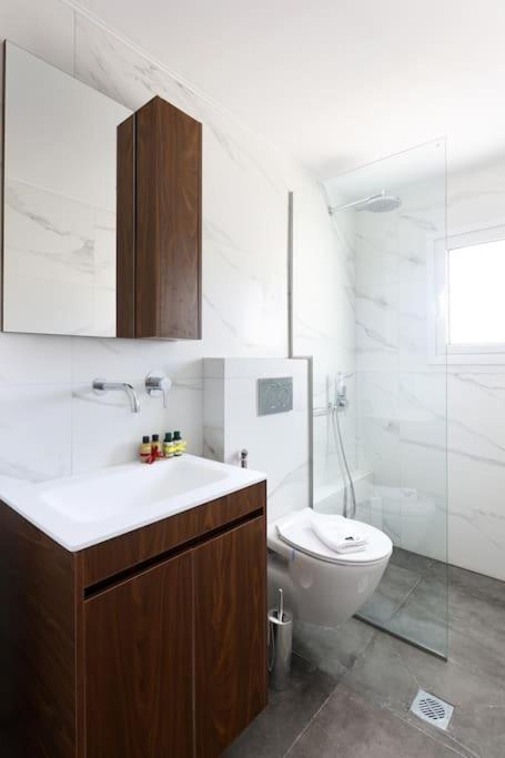 Blue Delta Apartment Palaio Faliro Athene Buitenkant foto